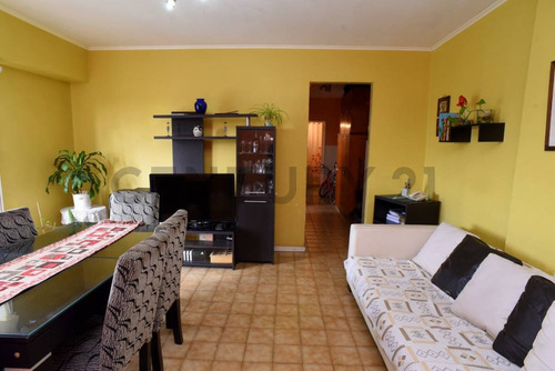 Villa Del Parque - Departamento De 3 Ambientes - Oportunidad