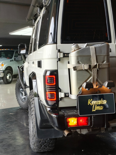 Toyota Land Cruiser Machito