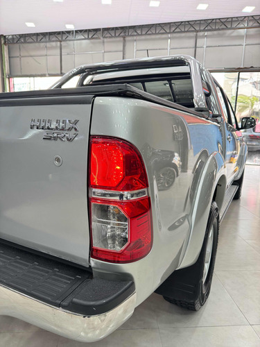 Toyota Hilux 2.7 Srv Cab. Dupla 4x4 Flex Aut. 4p