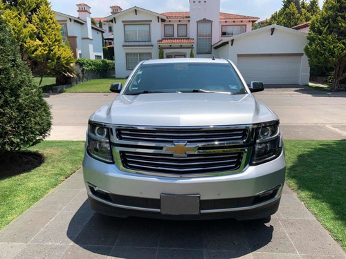 Imagen 2 de 13 de Chevrolet Suburban 2016 5.3 Ltz 4x4 Mt