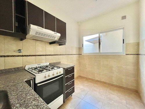 Imagen 12 de 24 de Venta Depto 2 Amb - V.luro C/patio- Bajas Expensas