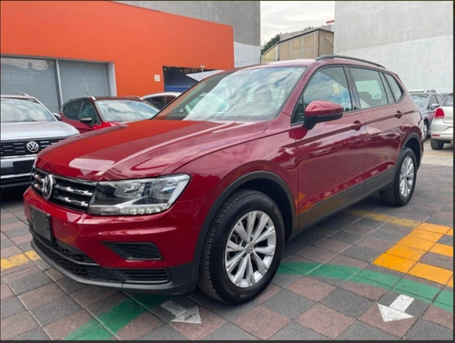 Imagen 1 de 11 de Volkswagen Tiguan 1.4 Trendline Plus Dsg Rojo 2020