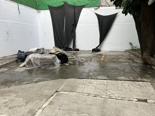 Casa En Renta Con Uso De Suelo De Oficina Pegado A Ejército Nacional Parte Baja