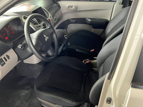 Imagem 6 de 10 de Mitsubishi L200 Triton 3.2 Gl 4x4 Cd 16v Turbo Intercoler