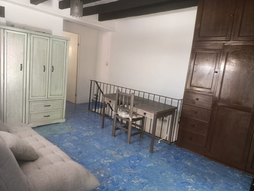 Imagen 8 de 14 de Hermosa Casa En Centro Historico - Spanish / English Text