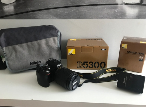 Imagen 1 de 1 de Cámara Nikon D5300 + Lente 18-140mm + Lente 35mm 1.8 Y Mas 