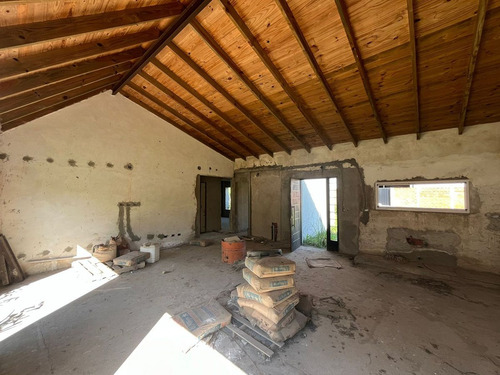 Venta Casa A Terminar 1500m Pilar Evalúa Permuta