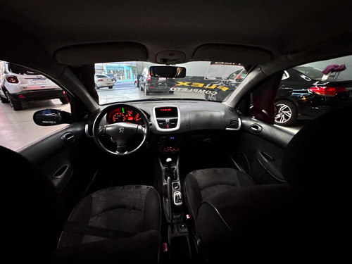 Peugeot 207 XR 1.4 Flex 8V 5p