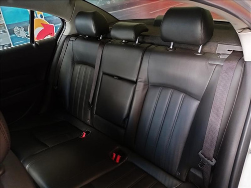 Imagem 13 de 14 de Chevrolet Cruze 1.8 Lt Flex Automático 2014