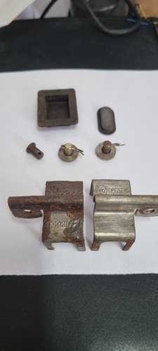 Pecinhas De Comando Duplo Motor Evinrude (Usado)
