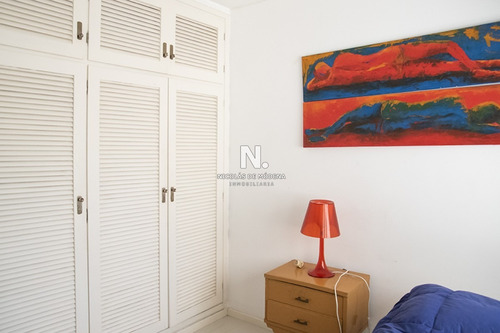 Apartamento En Venta Con Vista Al Puerto- Ref: 2002