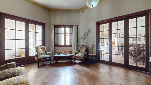 Casa En Venta En La Plata