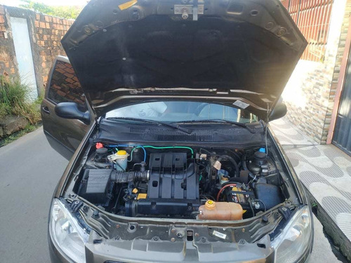 Imagem 11 de 14 de Fiat Strada Ce Working 1.4 8v Flex