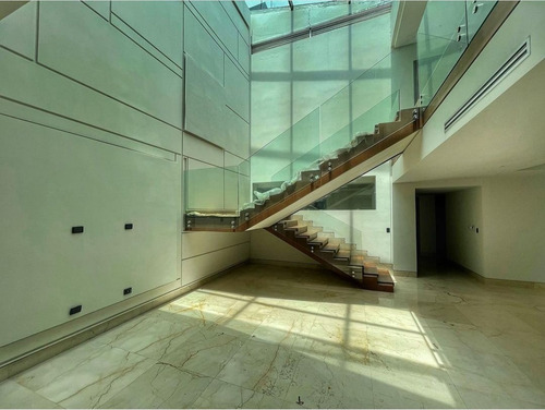 Imagen 9 de 29 de Fernando Perez Vende Penthouse A Estrenar En Terrazas Del Country Res Sibaris, Guataparo Valencia