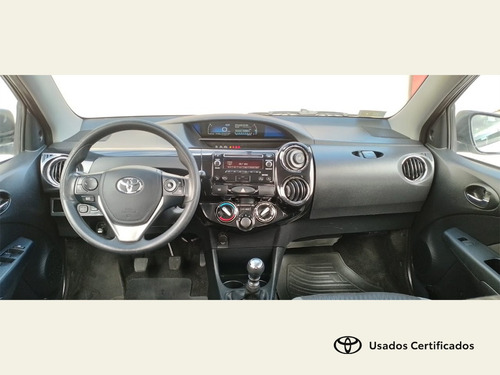 Toyota Etios 1.5 Sedan Xs