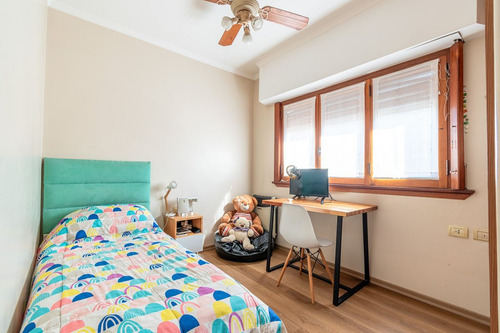 Venta Casa 4 Ambientes Con Terraza Propia, Wilde.