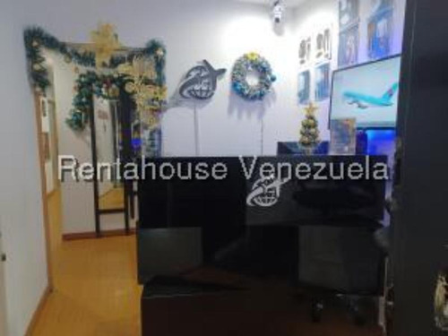 #25-11404 Amplia Oficina En El Recreo