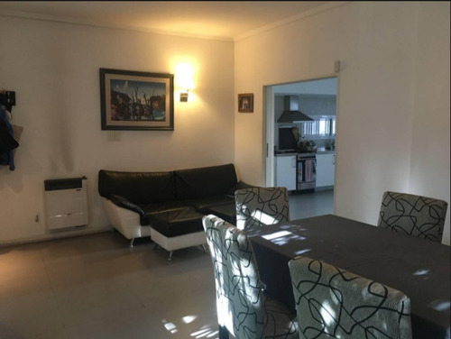 Imagen 3 de 14 de Casa Moderna En Excelentes Condiciones En Castelar Norte