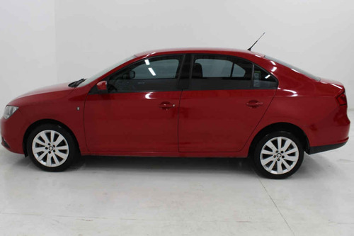 Imagen 2 de 15 de Seat Toledo 2015 4 Cilindros