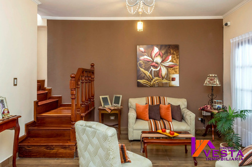 Los Pinos Ii *importante Casa En Venta *zona Oeste