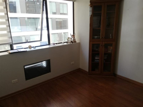 Oficina En Venta De 2 Privados En Providencia