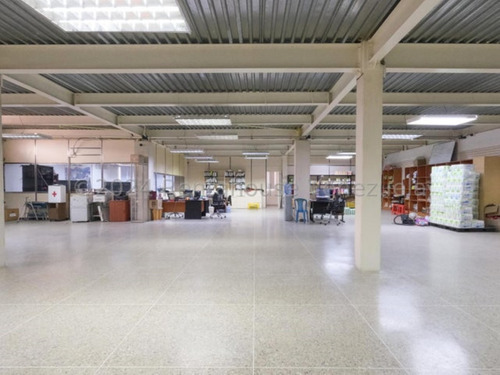 Milagros Inmuebles Edificio Venta Barquisimeto Lara Zona Centro Economica Residencial Economico Comercial Código Inmobiliaria Rent-a-house 24-21728