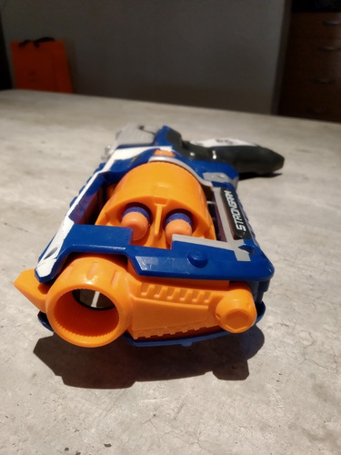 Nerf Strongarm (Usado)