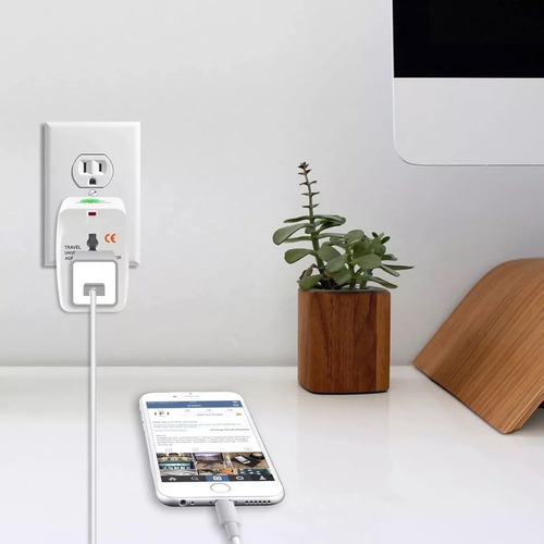 Adaptador De Enchufes Con 2 Usb Para Utilizar En Bolivia