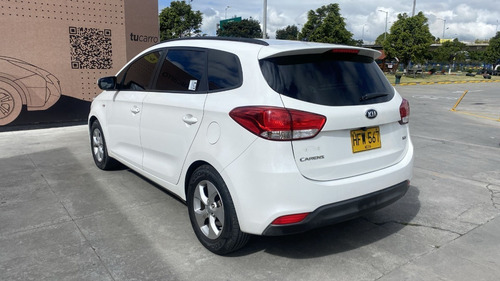 Imagen 7 de 25 de Kia Carens Suv Ex