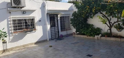Imagen 23 de 26 de Casa En Venta De 3 Dormitorios C/ Cochera En Quilmes