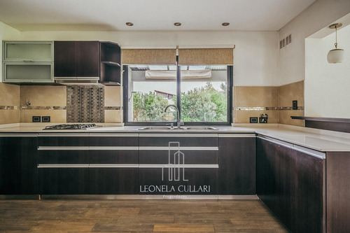 Casa En Venta - Barrio Santo Domingo - San Vicente - Canning