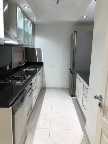 Departamento En Venta De 2 Dormitorios En Villa Luro