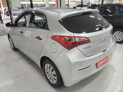 Imagem 4 de 10 de Hyundai Hb20 Comfort Plus 1.0
