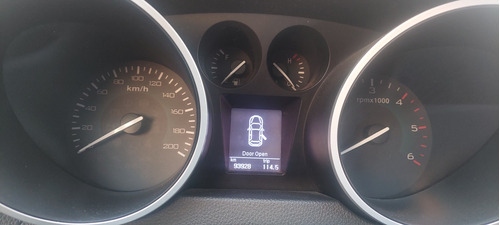 Imagen 16 de 24 de Foton Tuland Cd 2.8 Tdi 4x4 Mt