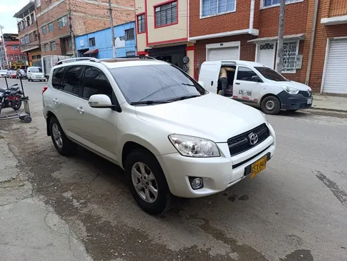 Toyota RAV4 2.4 Life 4x4