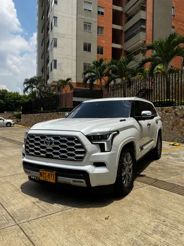 Toyota Sequoia 3.4 V6 Capstone