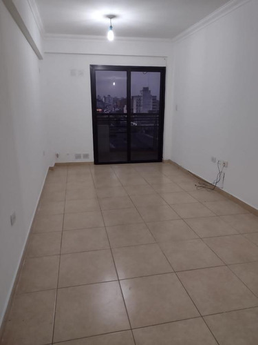 Imagen 6 de 13 de Departamento - Barrio Sur