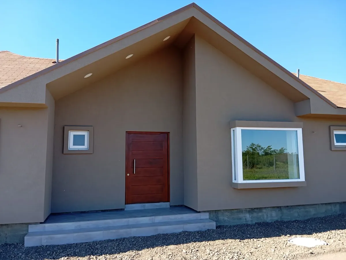 Imagen 2 de 29 de Amplia Y Nueva Casa En Parcela Camino Del Agua