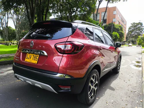 Renault Captur 2.0 Intens Automática