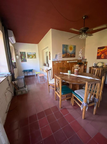 Imagen 9 de 12 de Casona - Unquillo - Excelente Ubicación - Muy Buen Estado