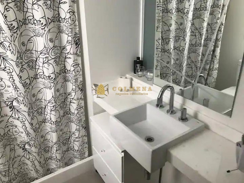 Departamento De 2 Dormitorios En Venta, Punta Del Este- Ref: 3759