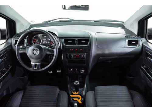 Volkswagen Crossfox 1.6 MI FLEX 8V 4P MANUAL