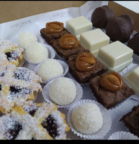 Imagen 2 de 5 de Se Venden Tortas, Bocaditos Dulces Y Salados Sobre Pedido