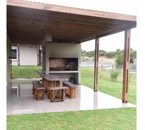 Imagen 5 de 5 de Costa Esmeralda - Casa En Venta En Barrio Residencial 1