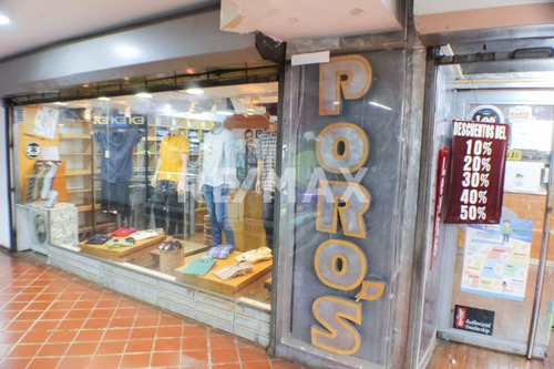 Imagen 7 de 9 de Local Comercial En El Cc Plaza