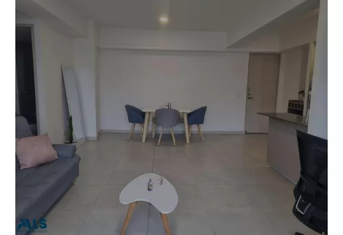 Apartamento En Excelente Ubicación En Envigado(mls#251443)