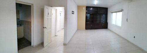 Imagen 6 de 15 de Consultorio Médico En Lindavista