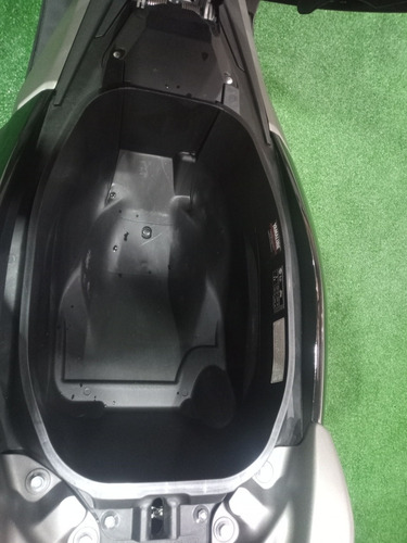 Imagem 10 de 12 de Yamaha Nmax 160abs