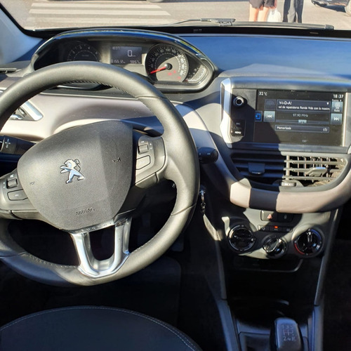 Peugeot208 Allure 1.6 2017 Prost