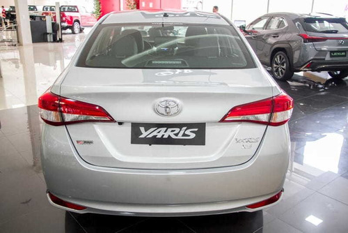 Toyota Yaris 1.5 16v Flex Sedan Xs Connect Multidrive
